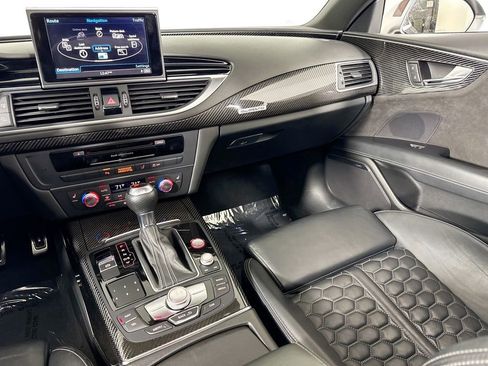 Used 2016 Audi RS 7 Prestige w/ Driver Assistance Package image 30