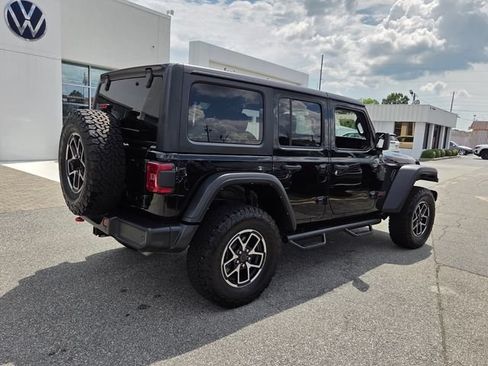 Used 2024 Jeep Wrangler Unlimited Rubicon w/ Technology Group AWD/4WD image 11