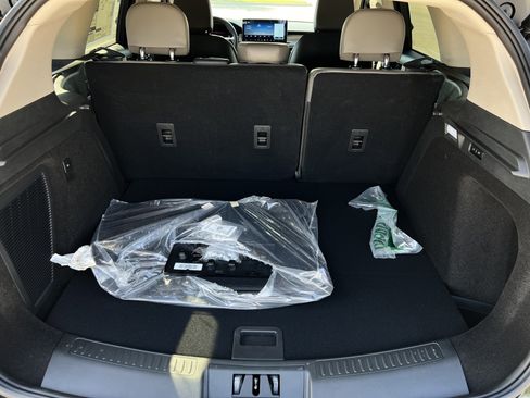 New 2025 Lincoln Corsair FWD w/ Equipment Group 101A image 28