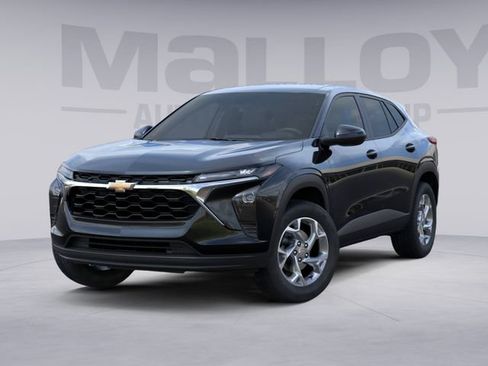 New 2026 Chevrolet Trax LS w/ LS Convenience Package FWD image 7