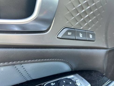 Certified 2025 Kia Sorento SX Prestige AWD/4WD image 13