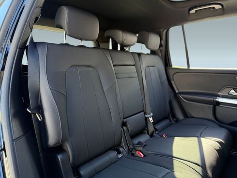New 2026 Mercedes-Benz GLB 250 image 23