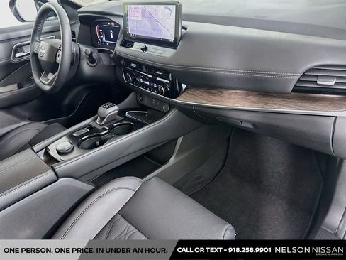 Certified 2026 Nissan Rogue Platinum w/ Platinum Premium Package AWD/4WD image 31