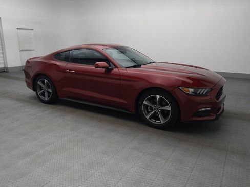 Used 2016 Ford Mustang Coupe RWD image 11