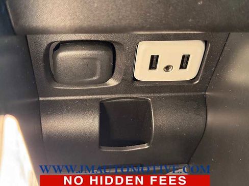 Used 2016 Chevrolet Impala LTZ w/ Enhanced Convenience Package image 37