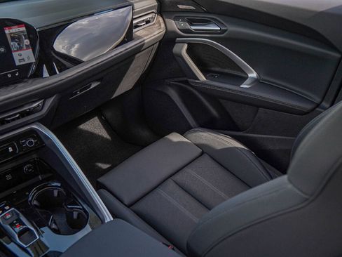 New 2025 Audi Q5 Premium Plus image 21