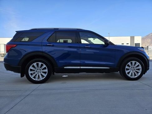 Used 2023 Ford Explorer Limited image 6