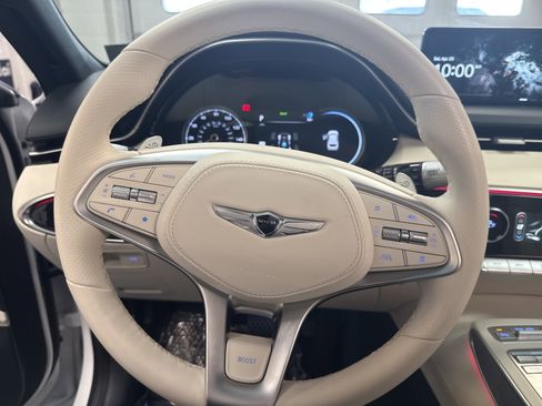 Used 2025 Genesis Electrified GV70 AWD/4WD image 14