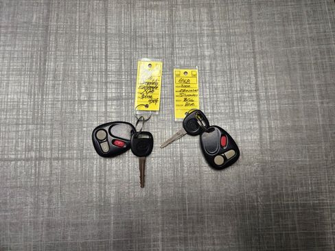 Used 2000 Chevrolet Silverado 1500 LS AWD/4WD image 17