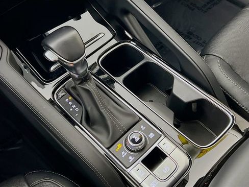 Used 2022 Kia Telluride EX w/ EX Premium Package image 23