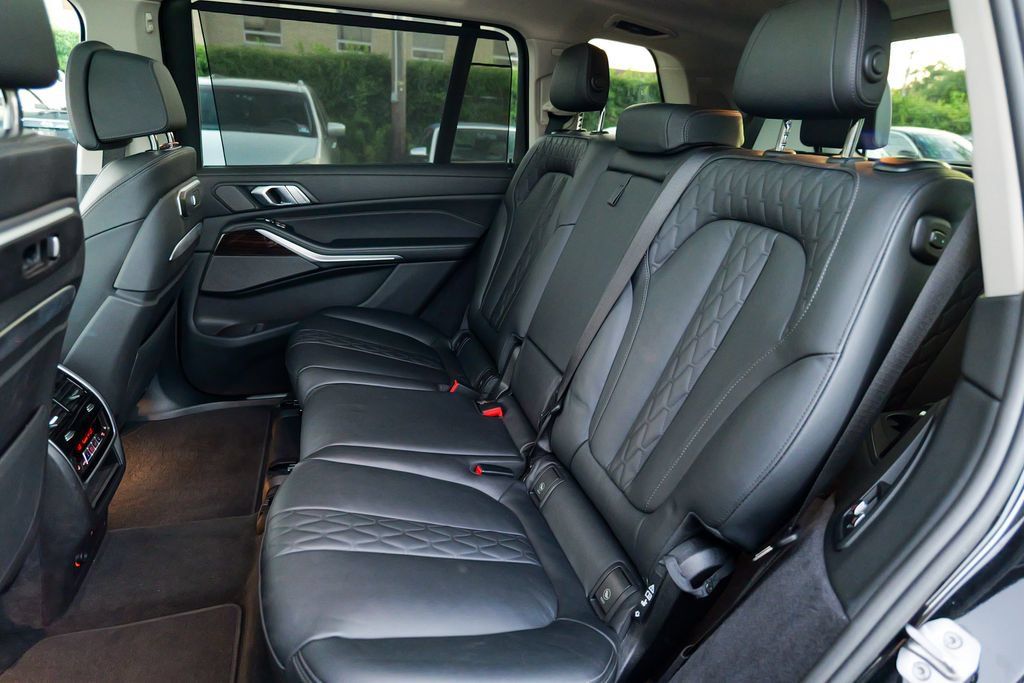 Used 2026 BMW X7 xDrive40i AWD/4WD image 26