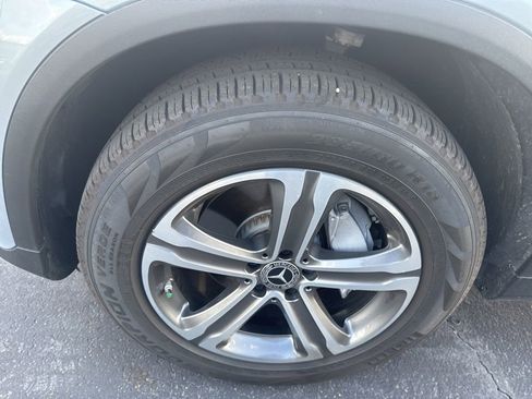 Used 2018 Mercedes-Benz GLC 300 image 6