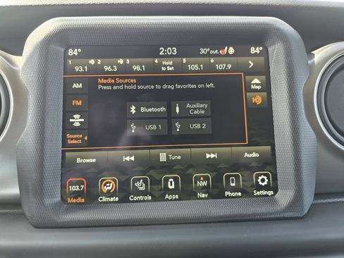 Used 2022 Jeep Wrangler Unlimited Sport image 28