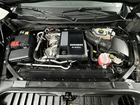 Used 2024 Chevrolet Silverado 1500 ZR2 w/ Technology Package image 28