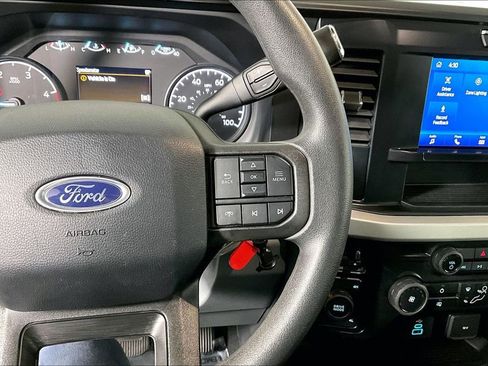 Used 2025 Ford F250 XLT image 19