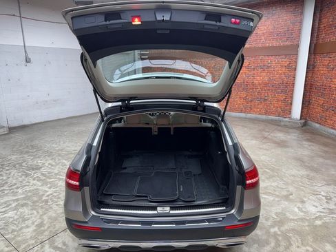 Used 2023 Mercedes-Benz E 450 4MATIC All-Terrain Wagon w/ Premium Package image 27