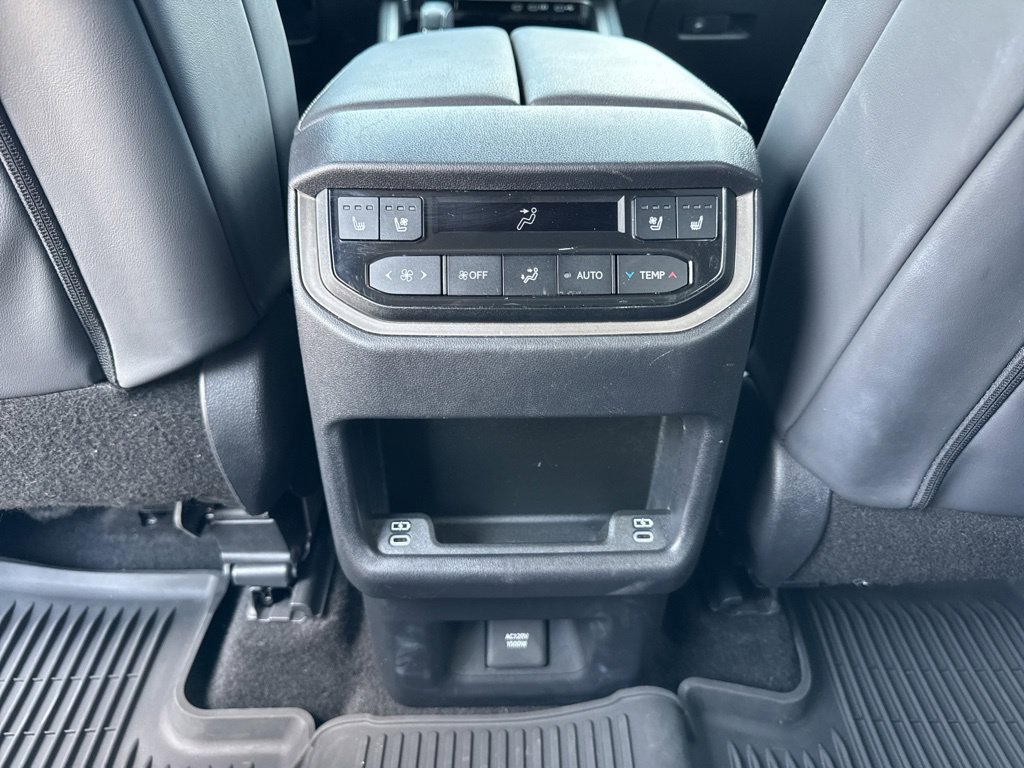 Used 2025 Lexus TX 500h AWD w/ Technology Package image 30