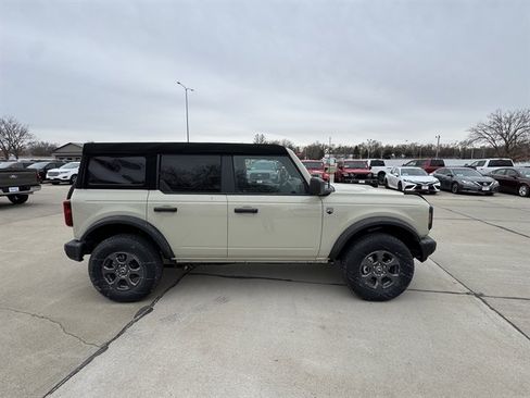 New 2025 Ford Bronco Big Bend AWD/4WD image 2