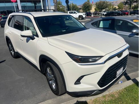 Certified 2024 Toyota Grand Highlander AWD Hybrid image 3
