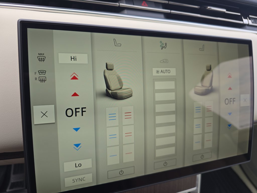 New 2027 Land Rover Range Rover SE AWD/4WD image 17
