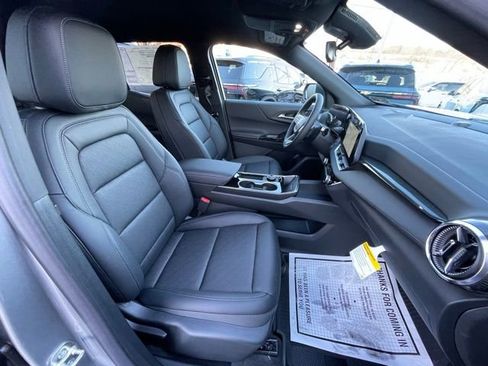 New 2026 Chevrolet Equinox LT w/ Convenience Package II image 36