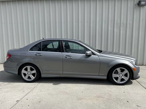 Used 2011 Mercedes-Benz C 300 Sedan image 2