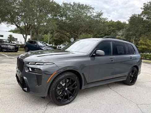 New 2027 BMW X7 xDrive40i w/ Executive Package AWD/4WD image 7