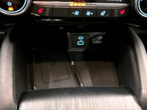 Used 2022 Ford Escape SEL w/ Technology Package AWD/4WD image 26