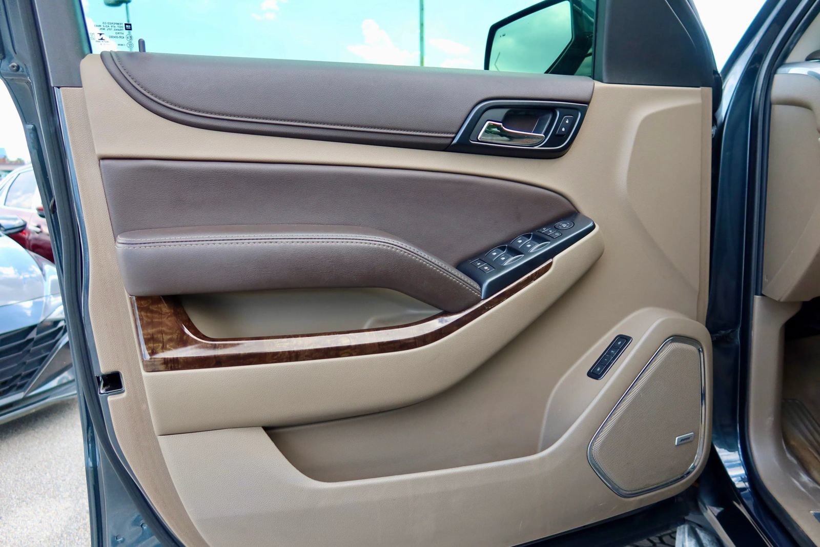 Used 2019 Chevrolet Tahoe LT AWD/4WD image 13