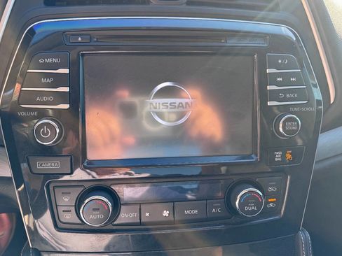 Used 2018 Nissan Maxima 3.5 SL image 13