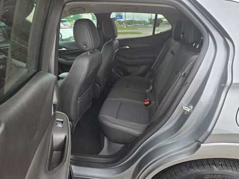 Used 2023 Buick Encore GX Select w/ Sport Touring Package FWD image 8
