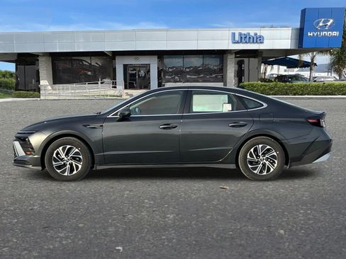 New 2026 Hyundai Sonata Blue image 6