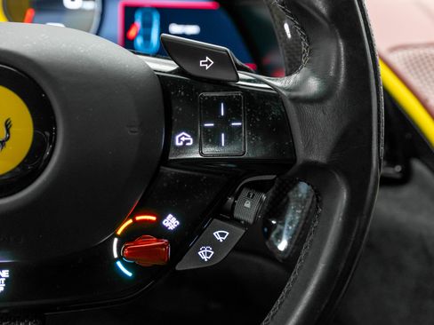 Certified 2022 Ferrari Roma image 25