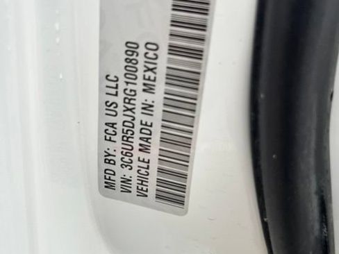 Used 2024 RAM 2500 Big Horn AWD/4WD image 13