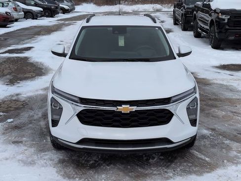 New 2026 Chevrolet Trax LT w/ Driver Confidence Package image 20