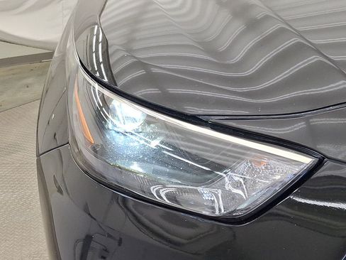 Used 2023 Toyota Highlander XLE AWD/4WD image 31