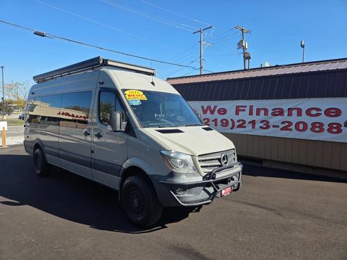 Used 2016 Mercedes-Benz Sprinter 2500 image 1