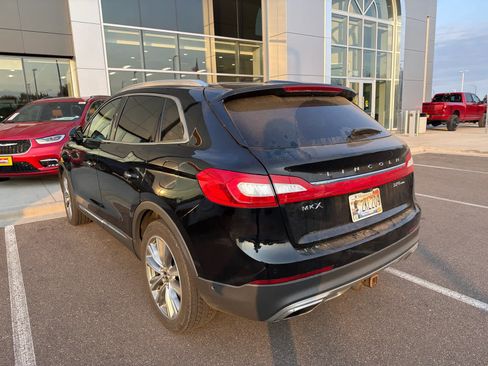 Used 2017 Lincoln MKX Reserve w/ Luxury Package AWD/4WD image 6