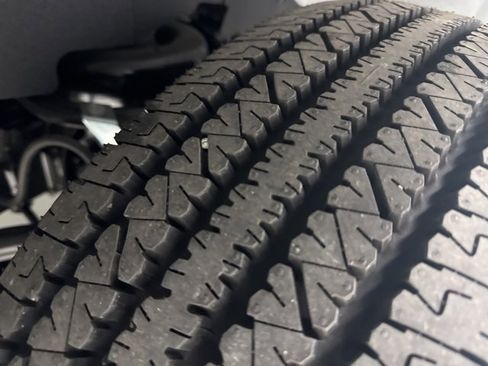 New 2025 Chevrolet Express 3500 Work Van w/ Power Convenience Package image 43