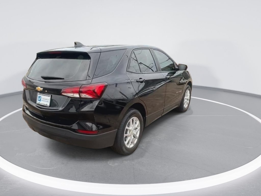Used 2023 Chevrolet Equinox LS FWD image 8
