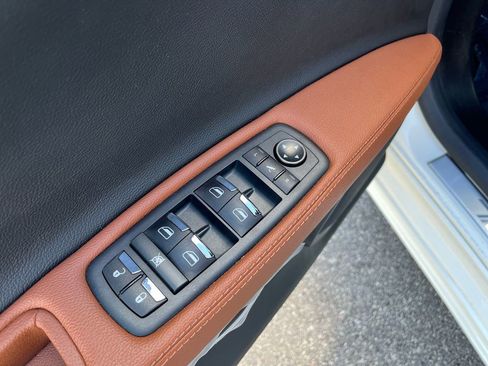 Used 2022 Maserati Ghibli Modena Q4 image 12