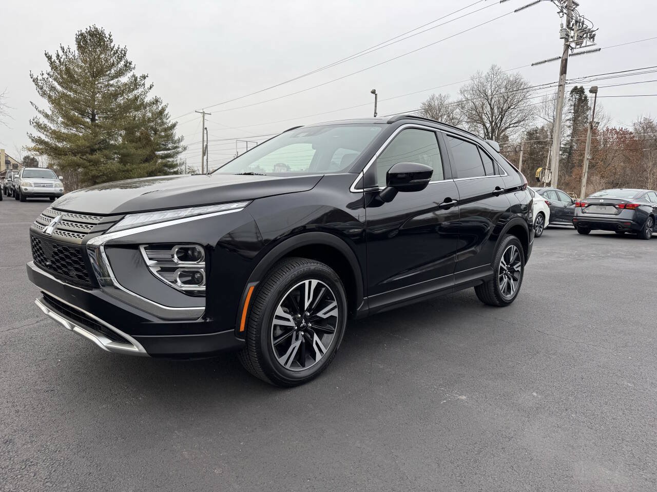 Used 2023 Mitsubishi Eclipse Cross SE AWD/4WD image 2