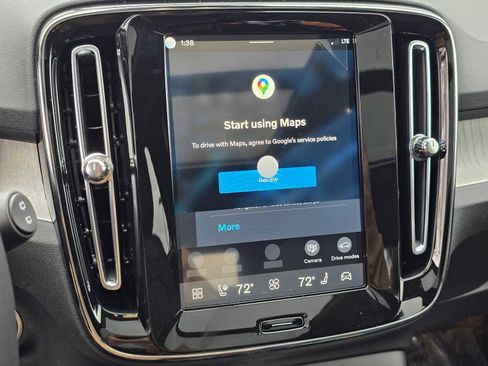 New 2026 Volvo XC40 B5 Plus w/ Protection Package Premier image 26