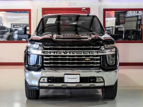 Used 2022 Chevrolet Silverado 2500 LTZ image 8