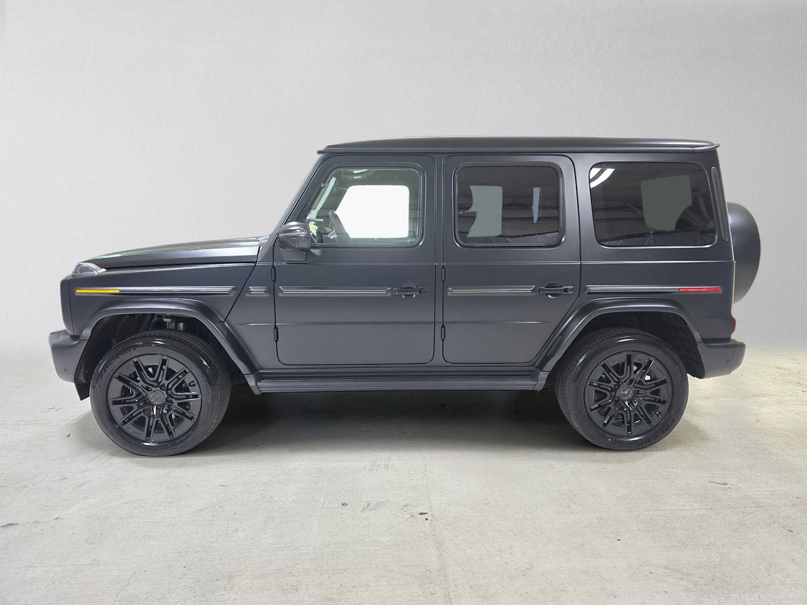 New 2027 Mercedes-Benz G 580 e image 6