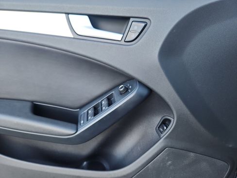 Used 2011 Audi A4 2.0T Premium image 14