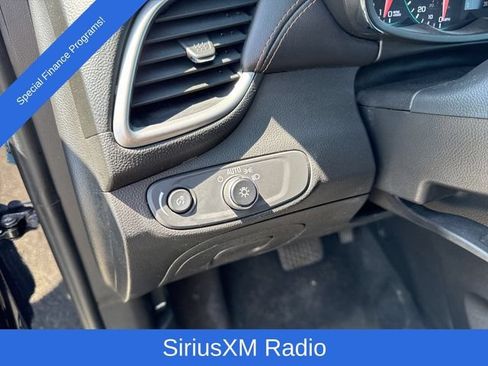 Used 2021 Chevrolet Trax LT w/ Driver Confidence Package FWD image 16