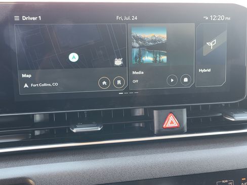 Used 2026 Kia Carnival EX FWD image 16