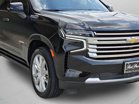 Used 2021 Chevrolet Tahoe High Country w/ Premium Package RWD image 30