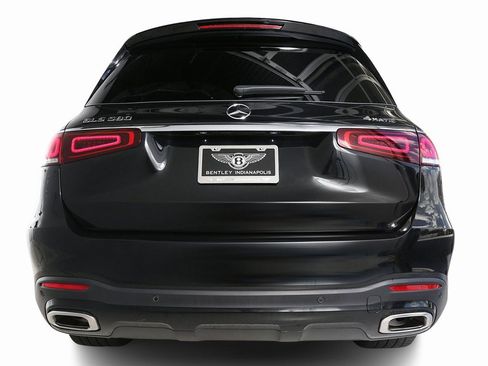 Used 2022 Mercedes-Benz GLS 580 4MATIC image 8